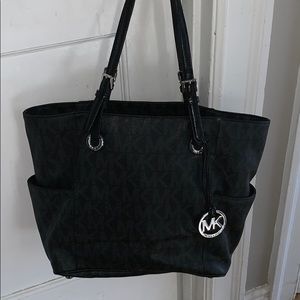 Michael Kors tote